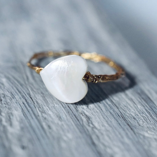 K14gf] ハート マザーオブパール 、コード編み / ゴールドフィルド