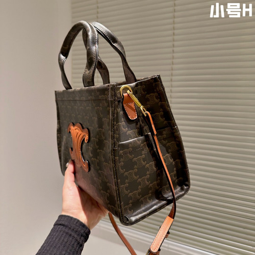 セリーヌ　バッグ　トートバック　ショルダーバック　ハイビスカス　花柄 セリーヌバッグトートバックショルダーバックハイビスカス花柄