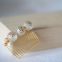 ドイツ金箔玉・ヘアコーム（clear gold)～着物コーディネイトを愉しむ髪飾り 1枚目の画像