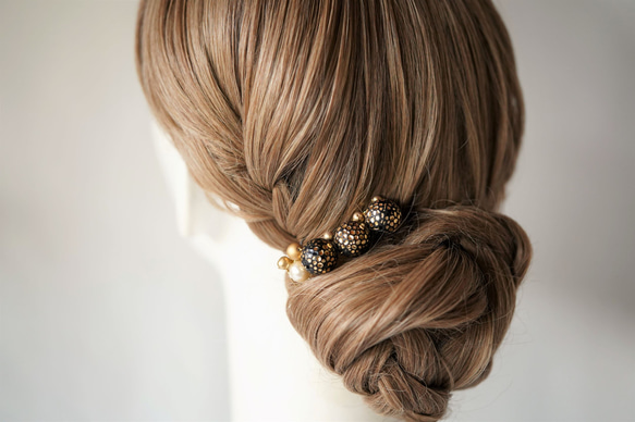 【 ドイツ金箔玉・ヘアコーム（black gold)】ー着物髪飾りー　 3枚目の画像