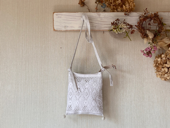 whitework＊大きなスマホショルダー＊フランスアンティーク＊手刺繍*ポシェット*サコッシュ＊3WAY 7枚目の画像