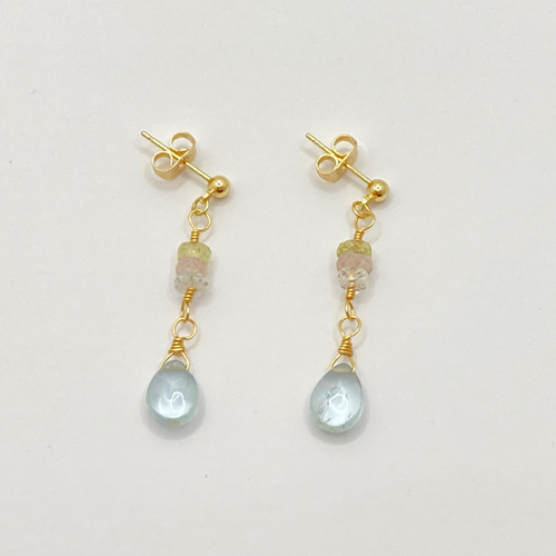 ミックスベリルのパステルシュガーなピアス(マリンブルー) ピアス