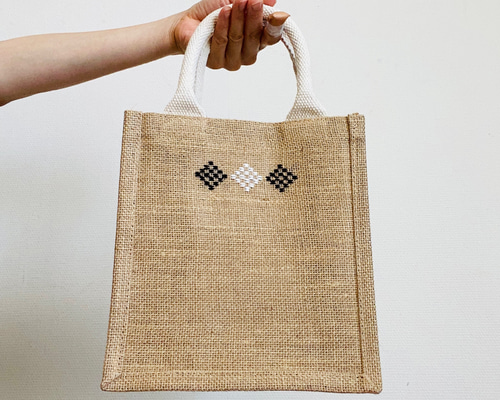 JUNE　トートバッグ①　ハンドメイド 375d48fb6c1bcb265f9b37eb2cd8de