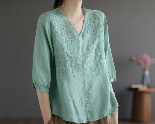 Spring/Summer　フレンチリネン七分袖スリットブラウス【0236790】 30afd62e010bc7f5721411ce1521c2