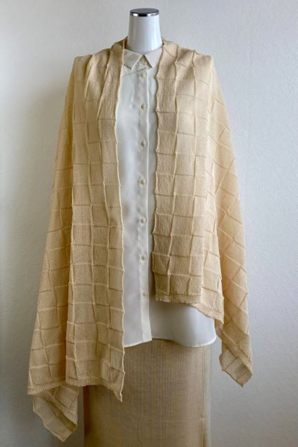 【春夏】『和紙』で編んだ、か～るい格子柄大判ニットストール 9枚目の画像