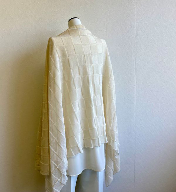 【春夏】『和紙』で編んだ、か～るい格子柄大判ニットストール 8枚目の画像