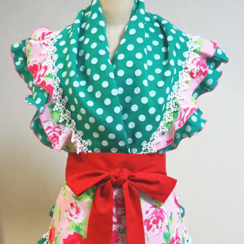 フラメンコ用シージョとエプロンB(ピンクの花柄とグリーンの水玉