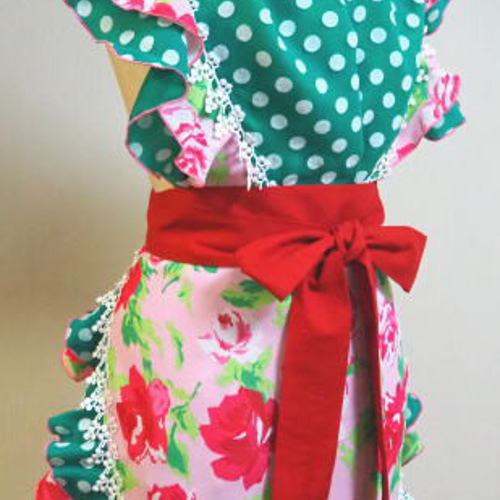 フラメンコ用シージョとエプロンB(ピンクの花柄とグリーンの水玉