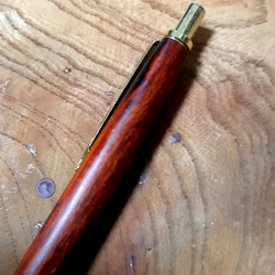 木製シャーペン0.5mm/0.7mm　紅木 蜜蝋クリーム仕上げ　2 5枚目の画像