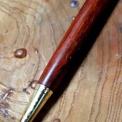 木製シャーペン0.5mm/0.7mm　紅木 蜜蝋クリーム仕上げ　2 4枚目の画像