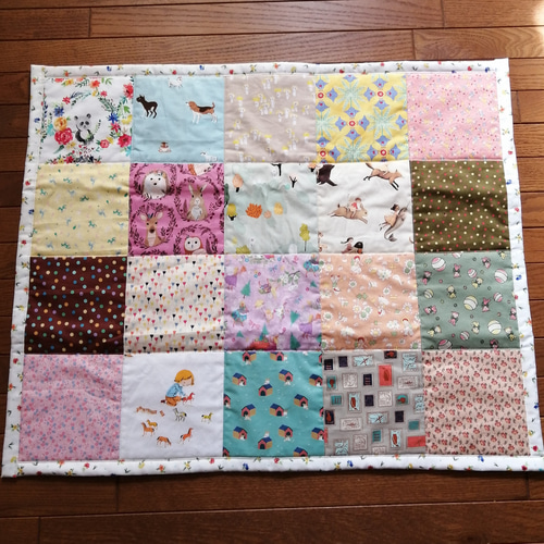 ベビーブランケット、抗アレルギー、手縫いキルト、83cm×86cm