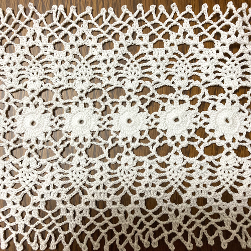 ミニサイズ☆長方形のレース編み インテリアのポイントにおすすめ