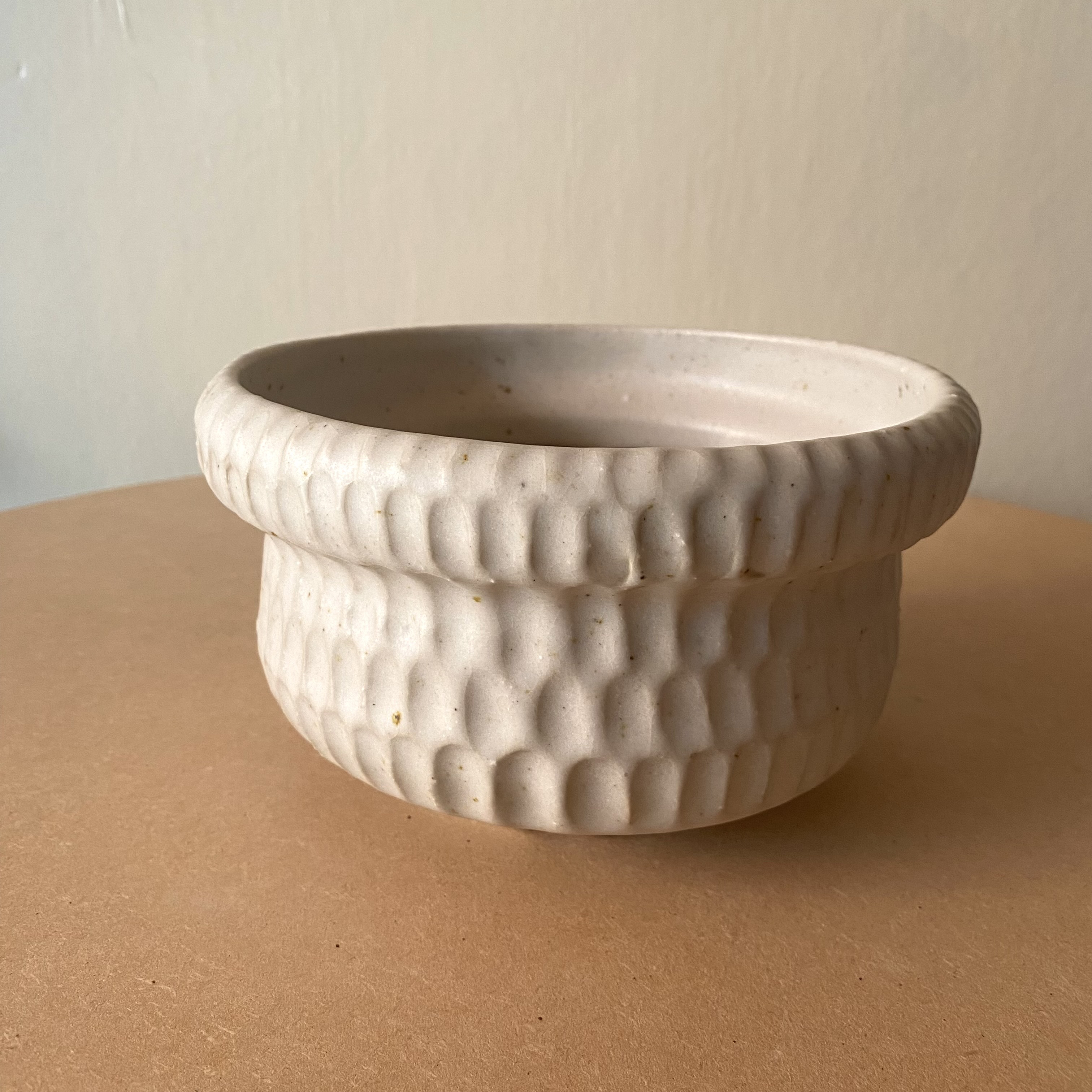 春の鶴首　一輪挿し　【手仕事 民藝　和　陶器　桜】 春の鶴首 一輪挿し 【手仕事 民藝 和 陶器 桜】 | iichi 日々の