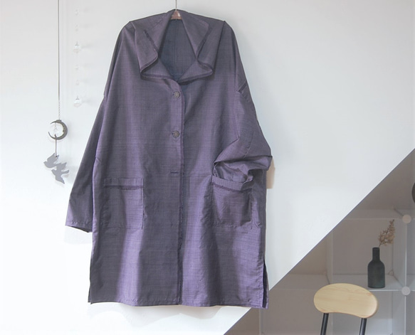大島紬　深紫いろのライトコート　着物リメイク 2枚目の画像