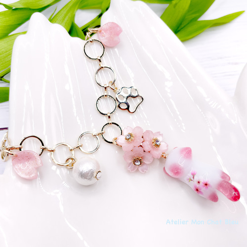リニューアル版〉桜追っかけねこのバッグチャーム バッグ
