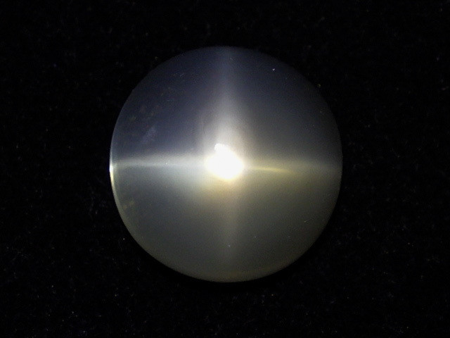 高品質　ムーンストーン　星　スター　スタンド付き 高品質　ムーンストーン　星　スター　スタンド付き