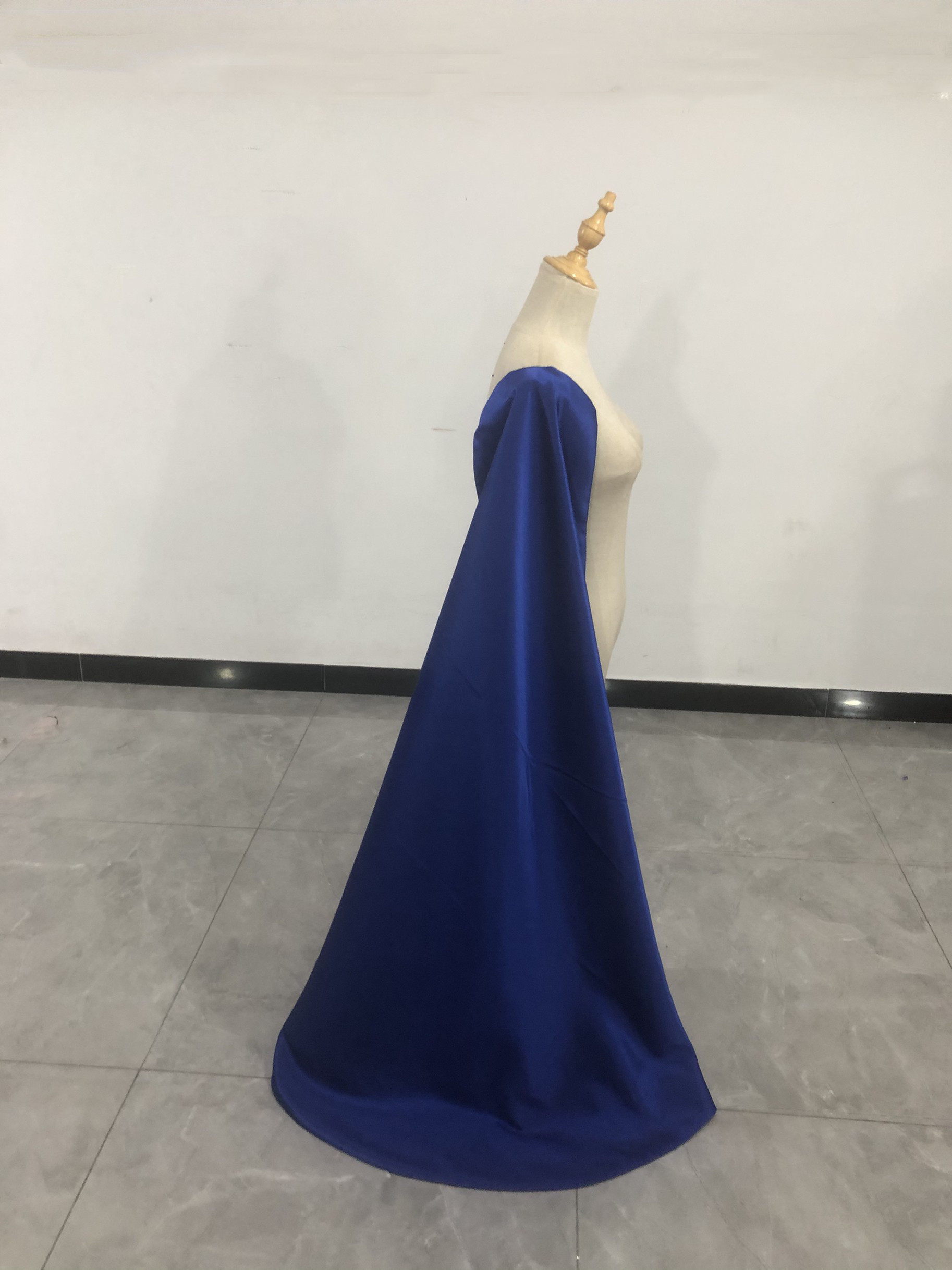 送料無料！カラードレス  ネイビー 光沢サテン  ポンチョ