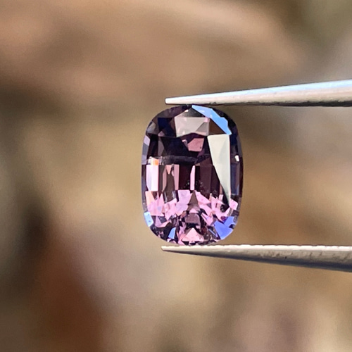 スピネル 美しい紫 スピネル ルース 1.19 クッションカット
