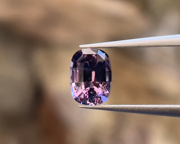 スピネル 美しい紫 スピネル ルース 1.19 クッションカット