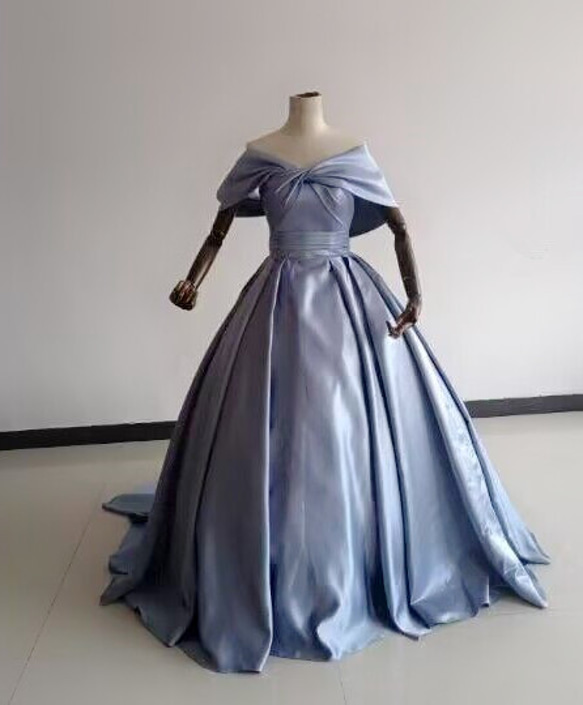 美品！ ウエディングドレス 青 オフショルダー ビスチェ ふっくら  