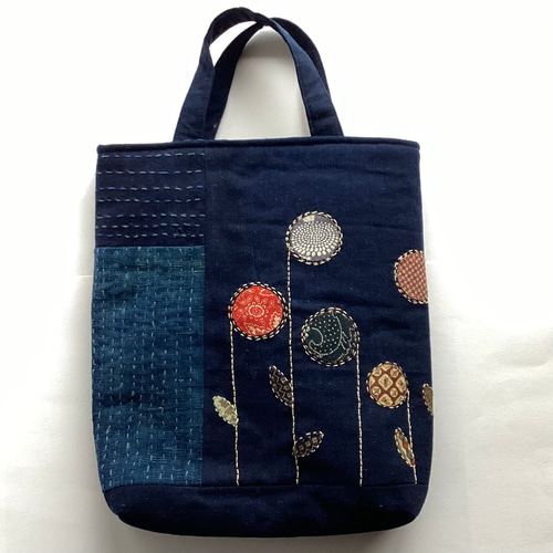namai バック　ハンドメイド　刺子　刺繍 藍に花柄 刺し子入りトートバッグ トートバッグ ひだまり 通販