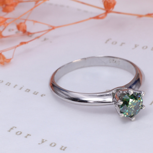 モアサナイト 指輪 5ct ロシアンカット ライトグリーン