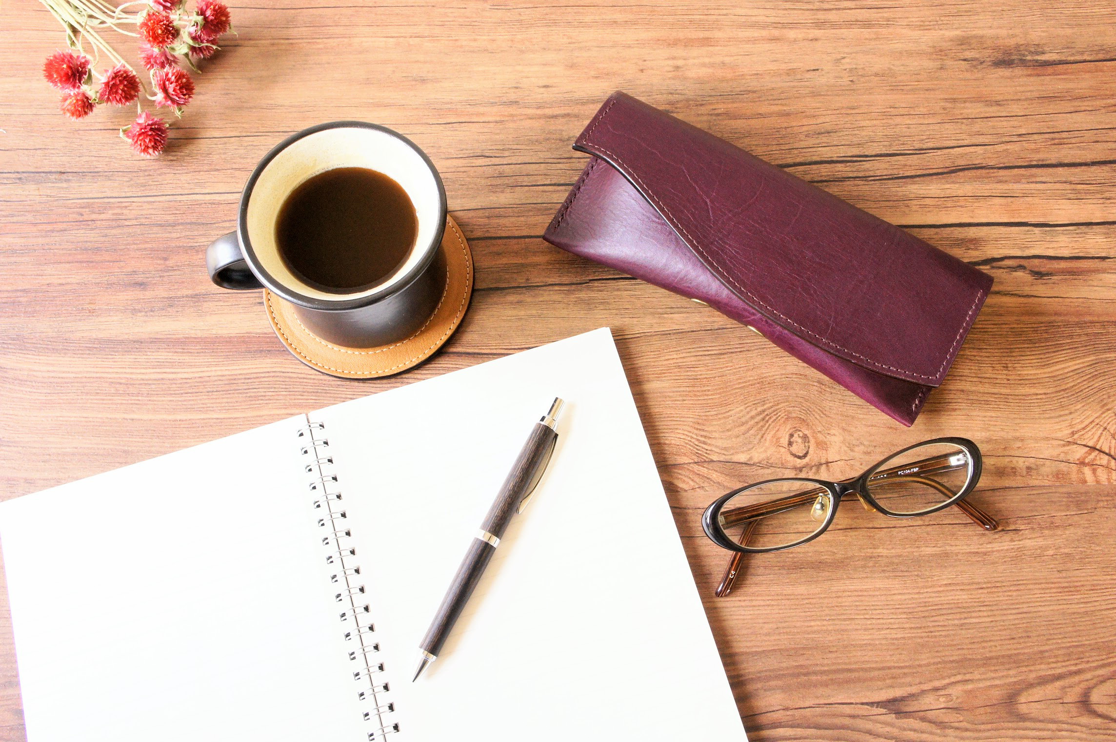 【Creema限定 】コースター＆メガネケース◆セット◆本革◆眼鏡ケースのカラーが選べる◆母の日・父の日ギフト◆送料無料