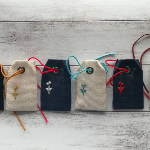 ☆専用☆こぎん刺し お守り袋 10こ 選べる5色 ⌘手刺繍⌘ 【こぎん刺し】伝統柄 お守り袋 その他