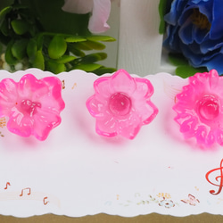 マグネット　レジン　磁石　色変更可　花形　かわいい　　桜　クローバー　新生活　引っ越し　プレゼント 2枚目の画像