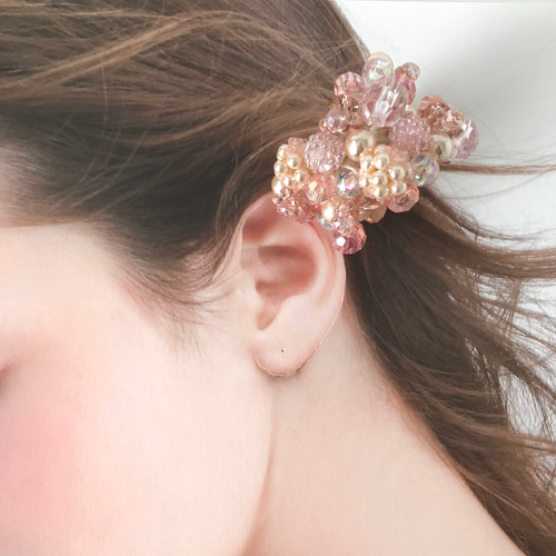 シュシュ  ヘアゴム  ビーズ  レッド ピンク 桜色 の ビーズボール ビジュー クロッシェ シュシュ ピンク