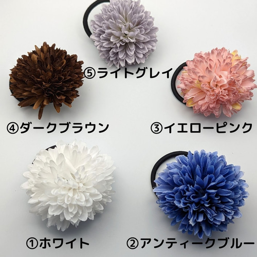 ポンポンが可愛い♡マムの髪飾り ～ホワイト～ 入学式卒業式 ヘアゴム