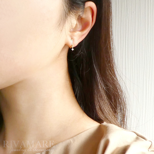 K10YG 天然ダイヤモンドイヤリング 約2mm 0.03ct 4つ爪留め ラウンド  