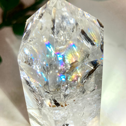 レインボー✨ヘマタイトインクォーツクリスタル水晶ポイント