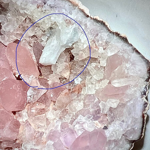 希少】 ピンクアメジスト✨クラスターラフストーンジオードカルサイト共生