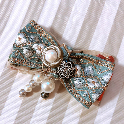 handmade インド刺繍リボンシュシュ ヘアアクセサリー ヘアゴム 3iiar 