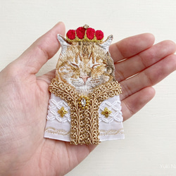 高貴なお猫様刺繍ブローチ41 7枚目の画像