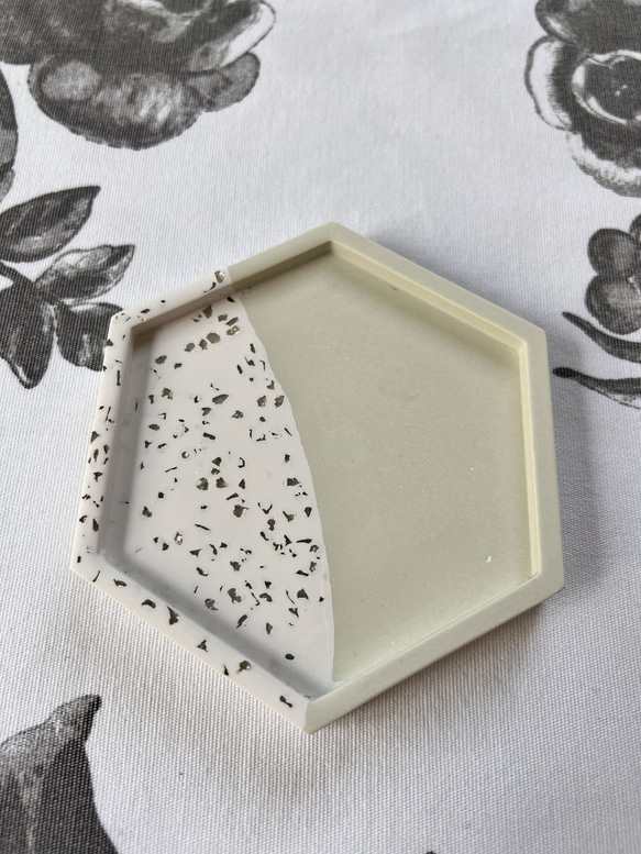 hexagon　tray　ガラスチップ×GR 1枚目の画像