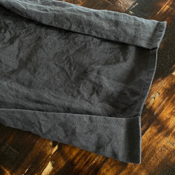 渋くてかわいい刺し子のレジ袋型バッグ　ベルギーリネン　ブラック　チャコールグレー 5枚目の画像