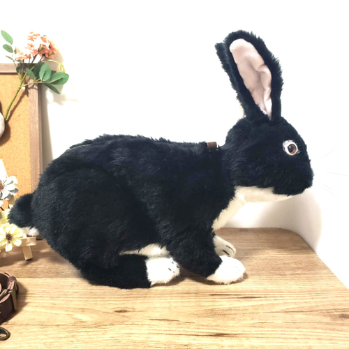 最新作の うさぎ リアル 訳有り バッグ アートドール ウサギ 黒うさぎ 人形