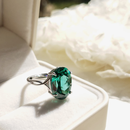 受注制作 奇跡の輝き 人工パライバトルマリン 12x16mm Antiqueリング 
