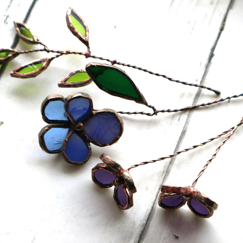 紫色の蝶と花 ヴィンテージ ステンドグラス グラスマスターズ社 バタフライ 70726f647563742f32303137313030