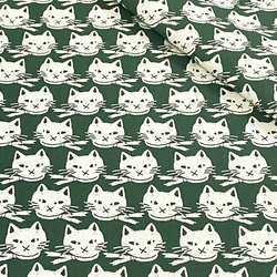 110×50 猫柄 生地 布 スカーフのねこさん 綿オックス グリーン コットン100% 50cm単位販売 商用利用可 10枚目の画像