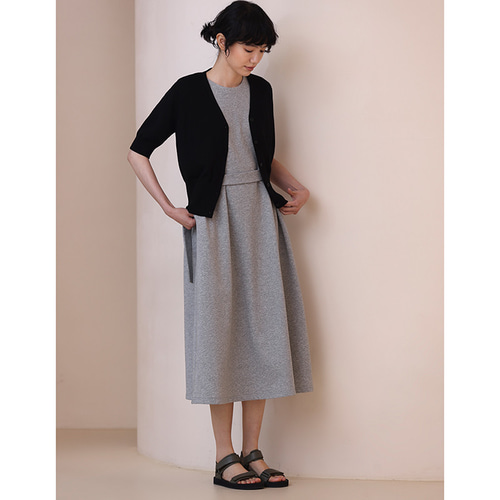 ノースリーブワンピース ゆとりワンピース グレー 伸縮性あり