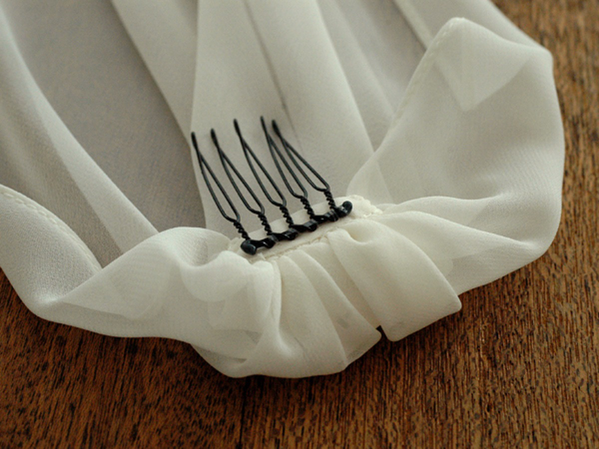 ヘッドドレス 花 カチューシャ フラワー ヘアコサージュ ヘッドコサージュ 【X1538】