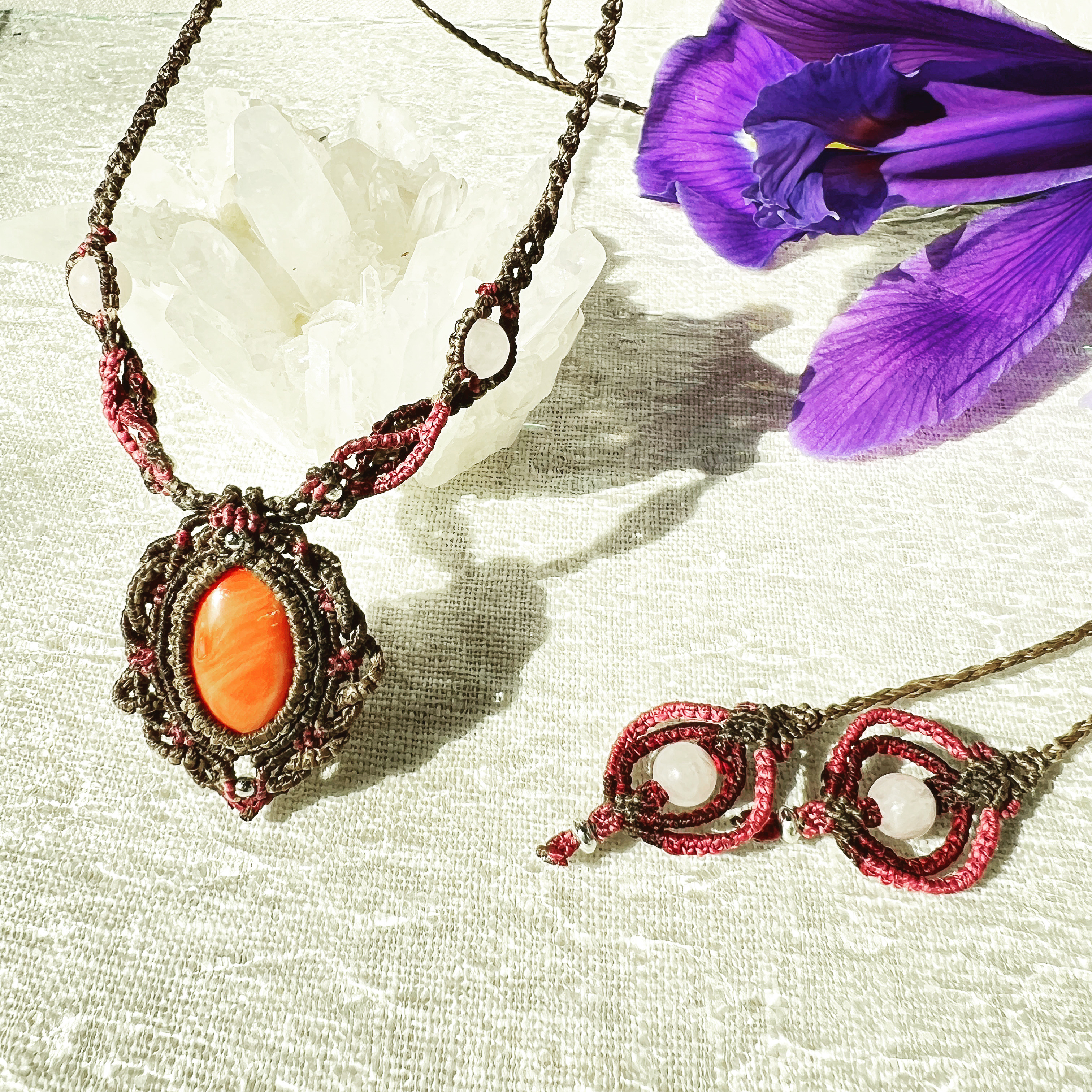 【送料無料】珊瑚のマクラメネックレス〜福寿海〜