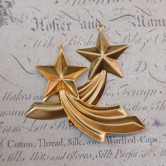 BEHOLD− 流れ星 左 2個 真鍮製 星 スター アメリカ製 スタンピング ヴィンテージ風 3枚目の画像