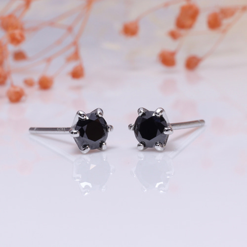 コハル♡シミュレーションモアサナイトのピアスとモアサナイトブレスレット コハル♡シミュレーションモアサナイトのピアスとモアサナイトブレスレット