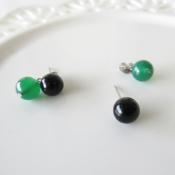 2way 凛とした美しさ グリーンオニキス＆ブラック サージカルステンレス バックキャッチ シルバー ピアス 1枚目の画像