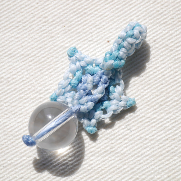❁天然石水晶玉と桜モチーフのマクラメチャーム Crystal orb & Flower[mtp-230315-01] 14枚目の画像