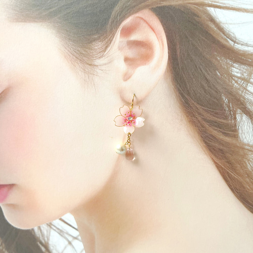 春 桜 ふんわり ピンク 揺れる ピアス イヤリング ピアス